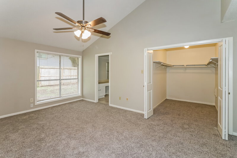 1,945/Mo, 7707 Leafbrook Lane Spring, TX 77379 Main Bedroom View