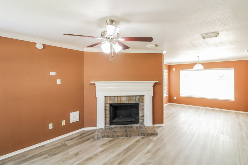 2,280/Mo, 16830 Goodfield Ct Spring, TX 77379 Living Room View 2