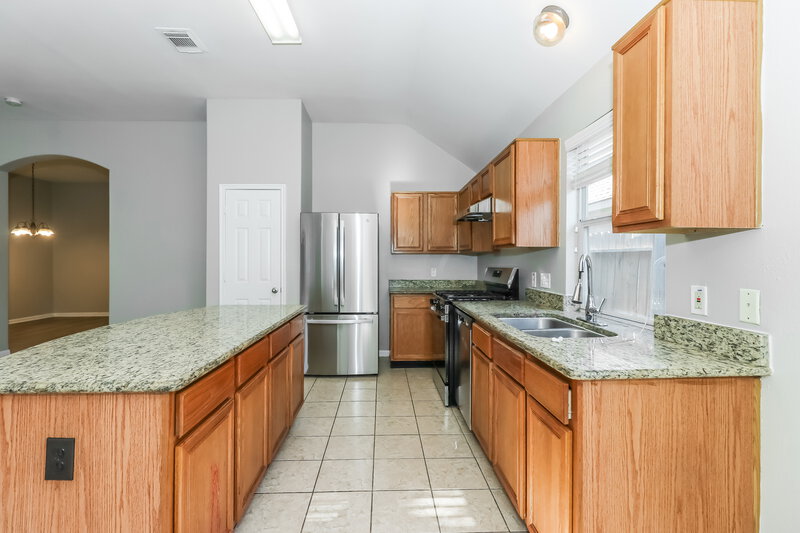 1,960/Mo, 21807 Cascade Hollow Ln Spring, TX 77379 Kitchen View 2