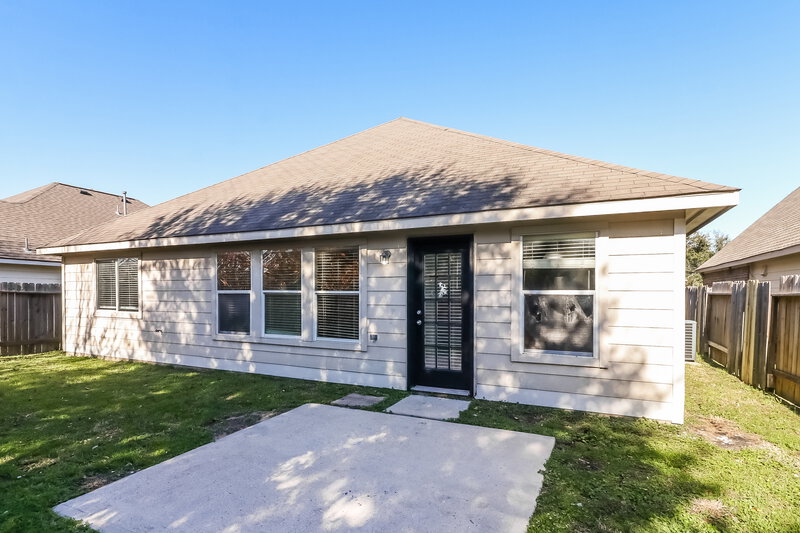 1,960/Mo, 21807 Cascade Hollow Ln Spring, TX 77379 Rear View