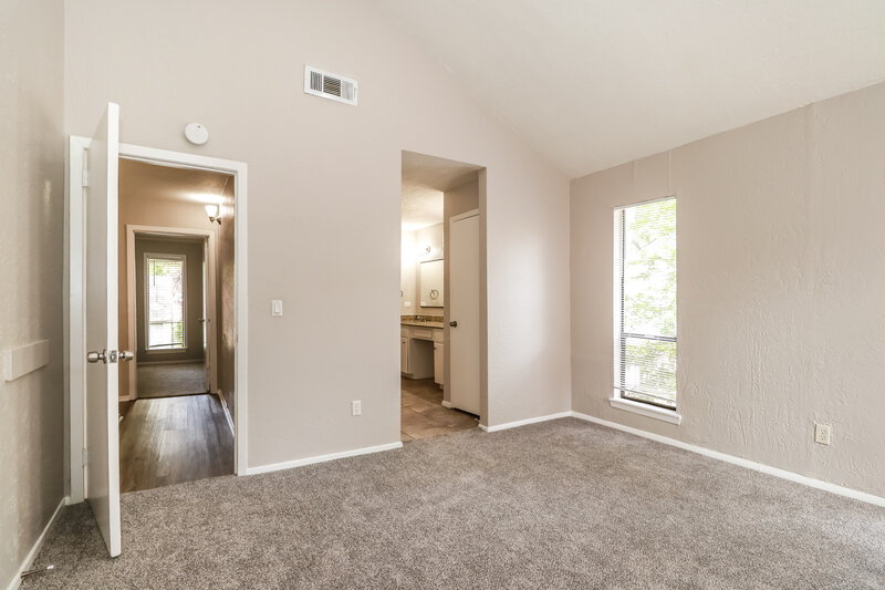 1,705/Mo, 17803 Villa Way Dr Spring, TX 77379 Main Bedroom View