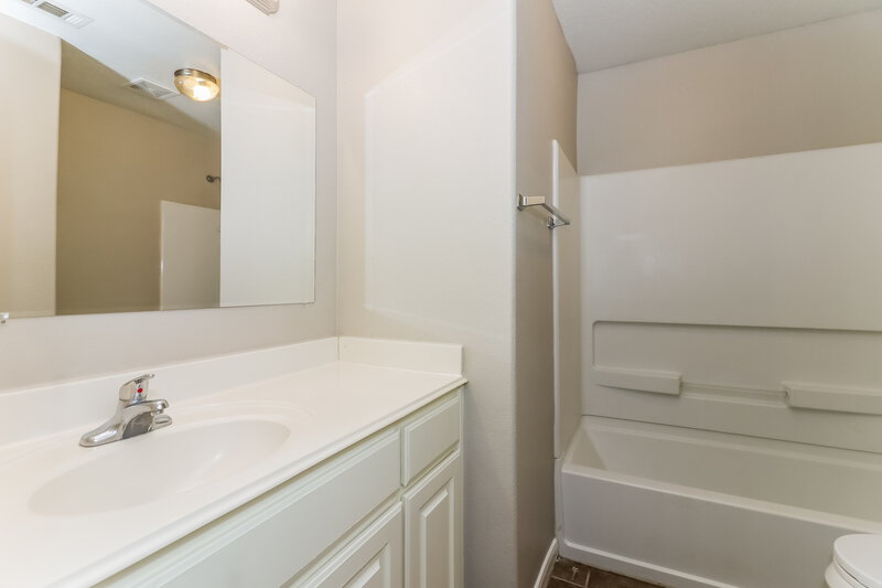1,870/Mo, 29114 Red River Loop Spring, TX 77386 Bathroom View