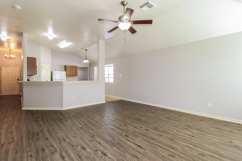 1,900/Mo, 29130 Fox Fountain Ln Spring, TX 77386 Living Room View 2