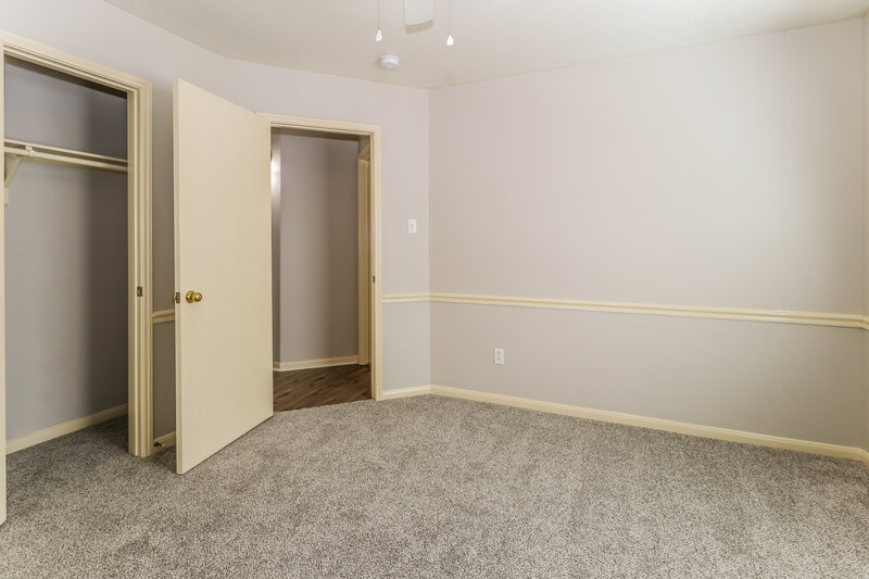 1,900/Mo, 29130 Fox Fountain Ln Spring, TX 77386 Main Bedroom View