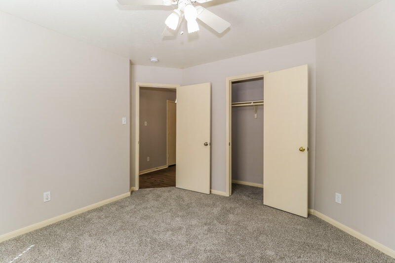 1,900/Mo, 29130 Fox Fountain Ln Spring, TX 77386 Main Bedroom View 2