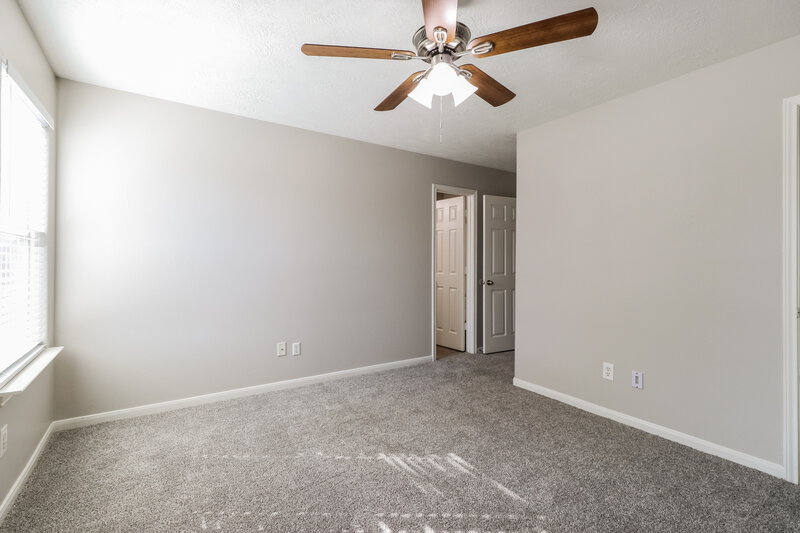 2,120/Mo, 4815 Comal River Loop Spring, TX 77386 Main Bedroom View 2