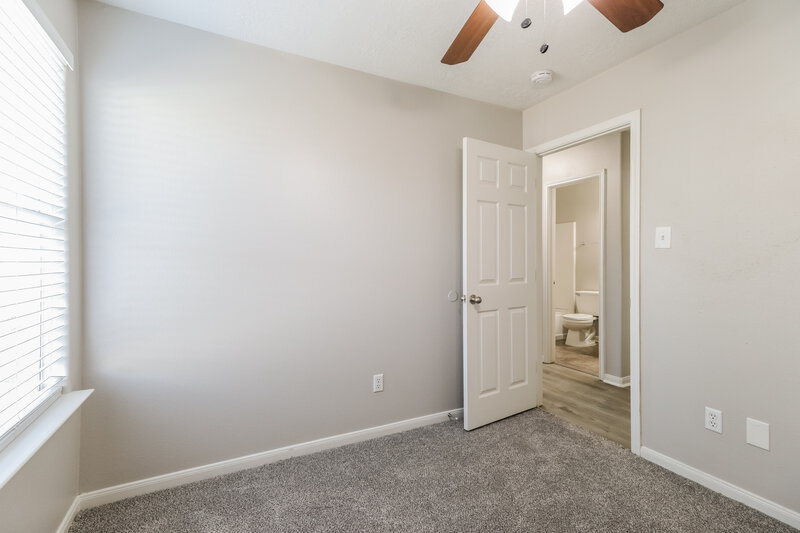 2,120/Mo, 4815 Comal River Loop Spring, TX 77386 Bedroom View