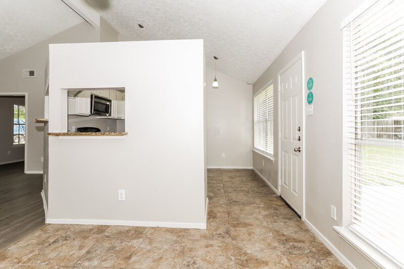 0/Mo, 21102 Fernhollow Ln Spring, TX 77388 Living Room View 3