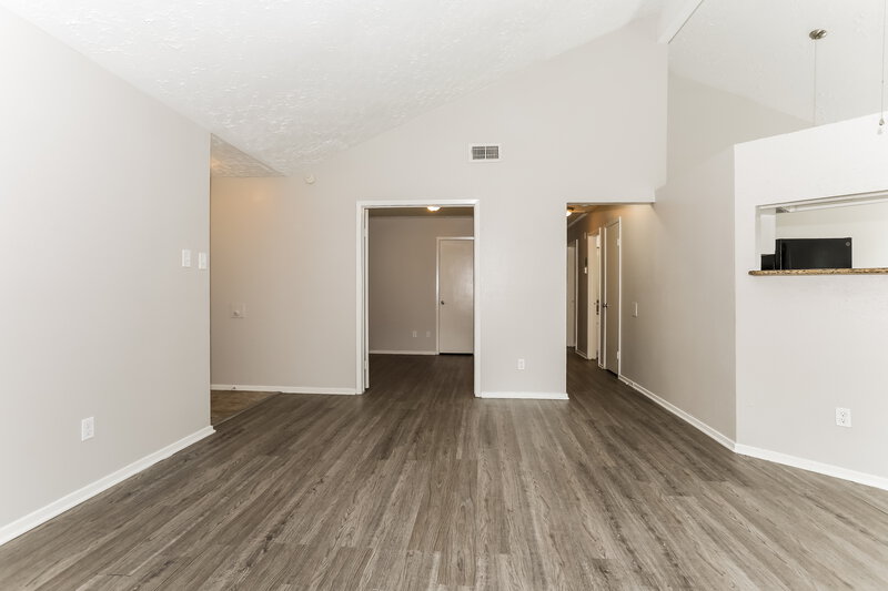 0/Mo, 21102 Fernhollow Ln Spring, TX 77388 Dining Room View