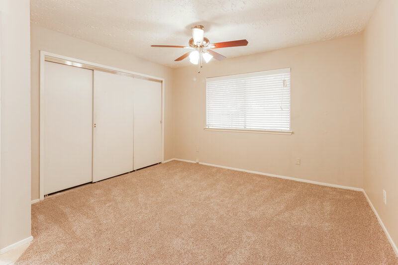 1,660/Mo, 21002 Ironcrest Ln Spring, TX 77388 Main Bedroom View