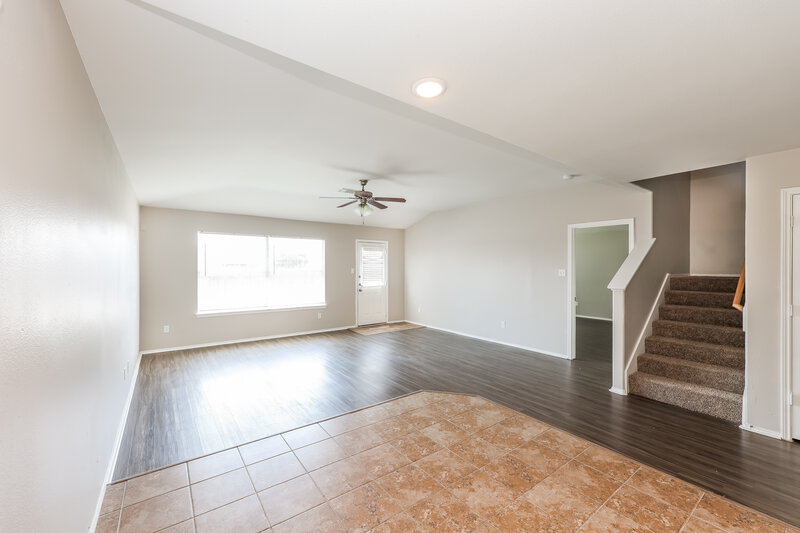 2,345/Mo, 1715 Wooded Acres Dr Humble, TX 77396 Living Room View 2
