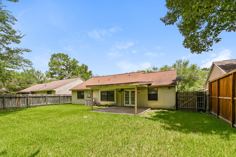 1,895/Mo, 7310 Roadrunner Ln Humble, TX 77396 Rear View