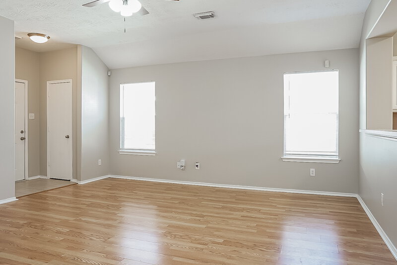 2,165/Mo, 11511 Harbour Lake Ct Humble, TX 77396 Living Room View 3
