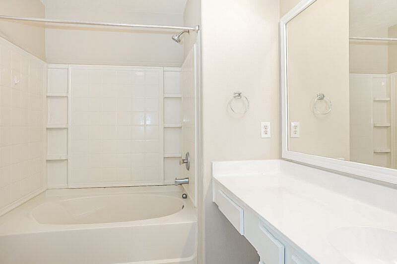 2,165/Mo, 11511 Harbour Lake Ct Humble, TX 77396 Bathroom View