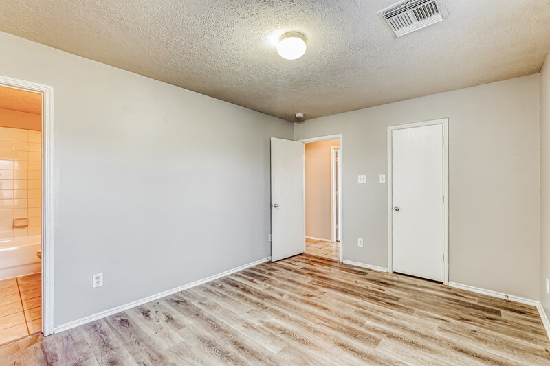 1,720/Mo, 17406 Wigeon Way Dr Humble, TX 77396 Main Bedroom View 2