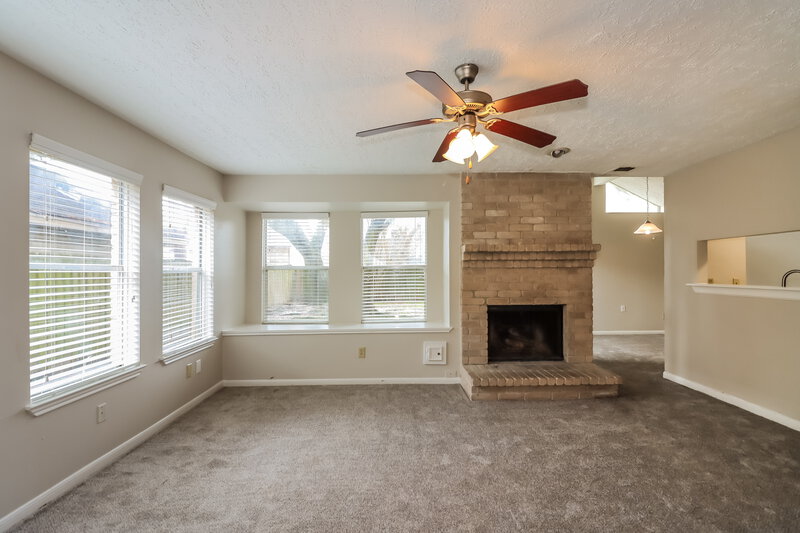 1,705/Mo, 16602 Quiet Trail Dr Humble, TX 77396 Living Room View 2