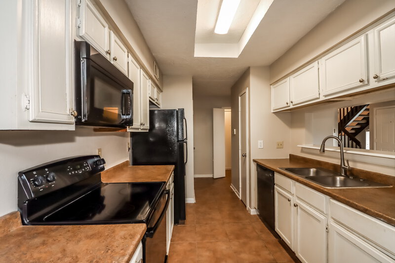 1,705/Mo, 16602 Quiet Trail Dr Humble, TX 77396 Kitchen View