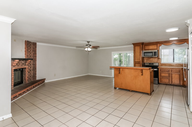 1,780/Mo, 2839 Canary Ln Humble, TX 77396 Living Room View 2