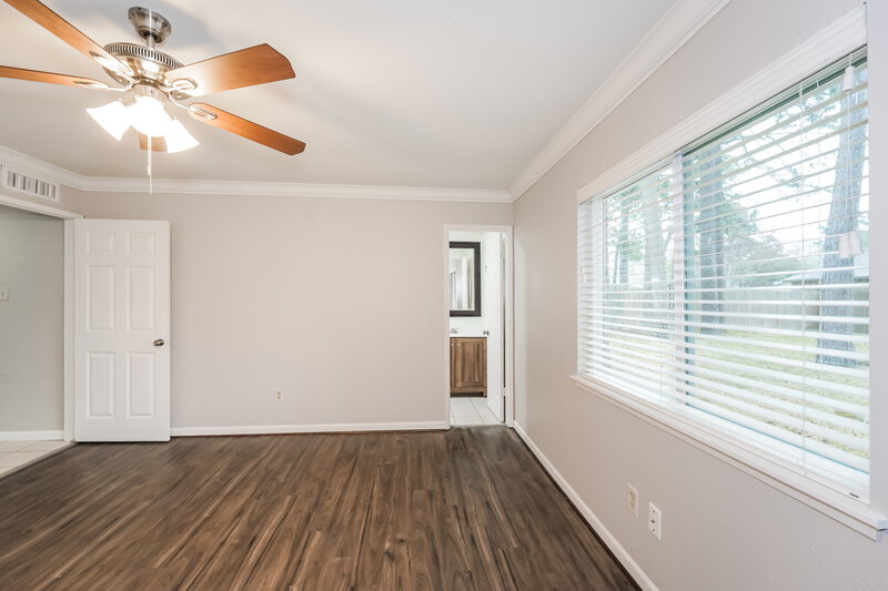 2,640/Mo, 2839 Canary Ln Humble, TX 77396 Main Bedroom View 3