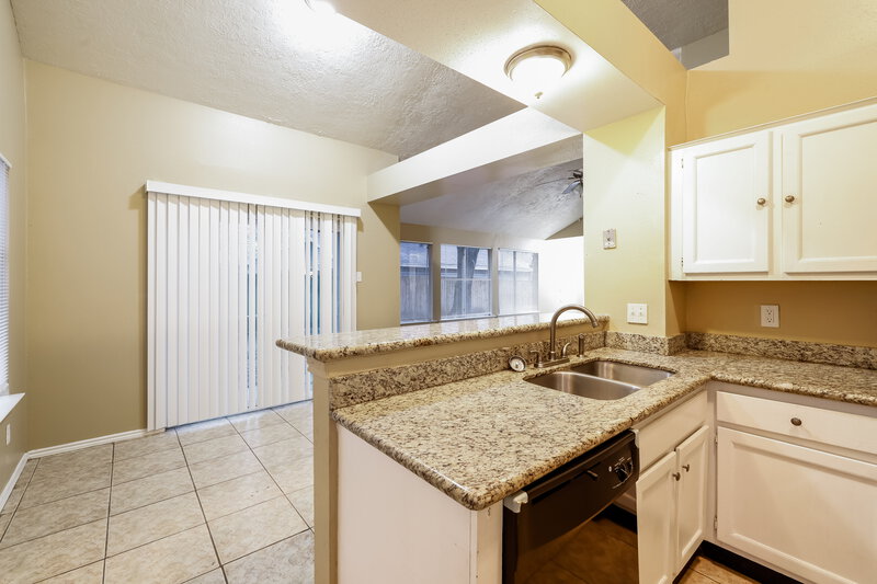 1,680/Mo, 15911 Wax Bill Ct Humble, TX 77396 Kitchen View 2