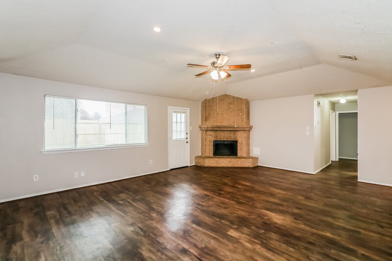 1,715/Mo, 1014 Mayweather Ln Richmond, TX 77406 Living Room View