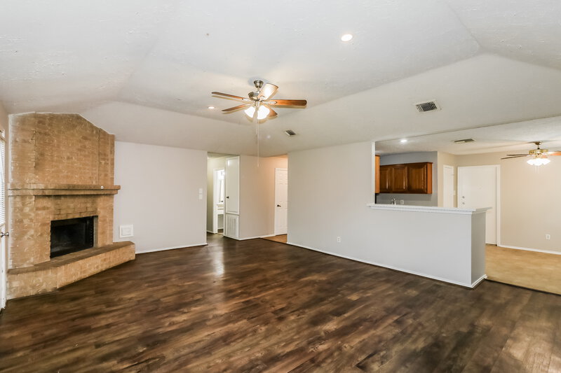 1,715/Mo, 1014 Mayweather Ln Richmond, TX 77406 Living Room View 2