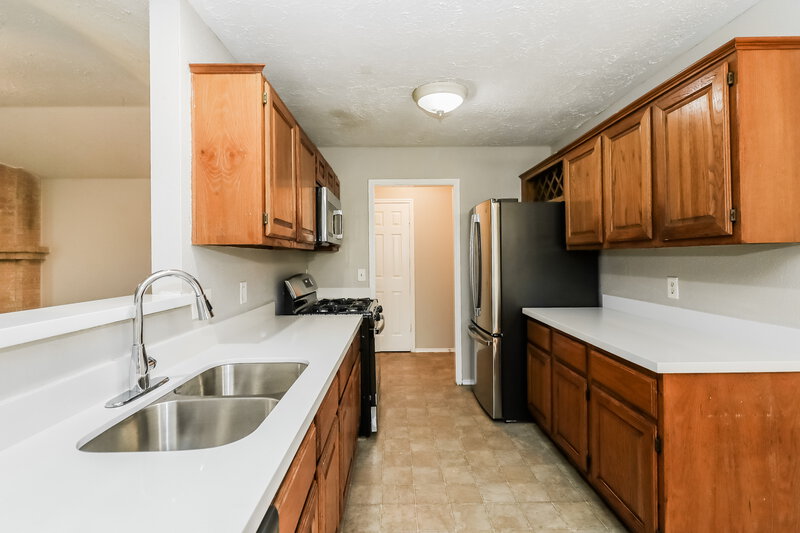1,715/Mo, 1014 Mayweather Ln Richmond, TX 77406 Kitchen View 2