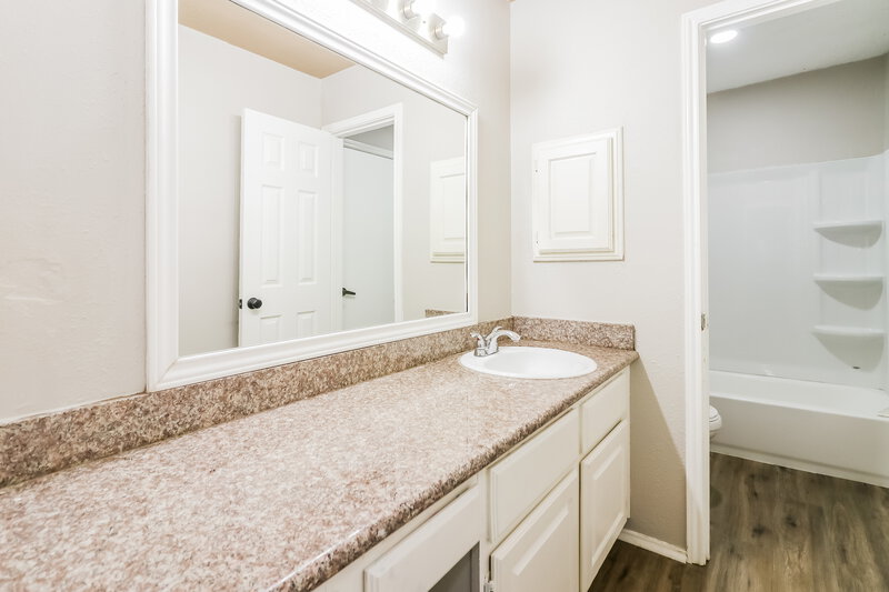 1,715/Mo, 1014 Mayweather Ln Richmond, TX 77406 Bathroom View