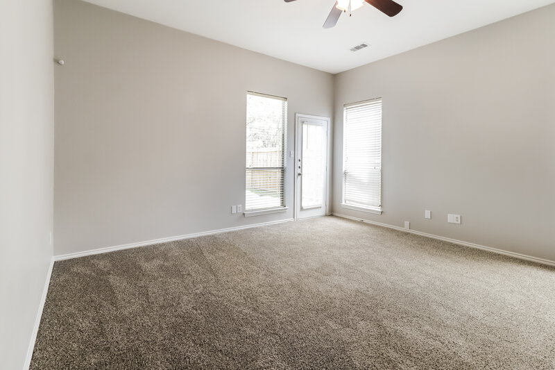 2,095/Mo, 19802 Middlegate Ln Richmond, TX 77407 Living Room View 3