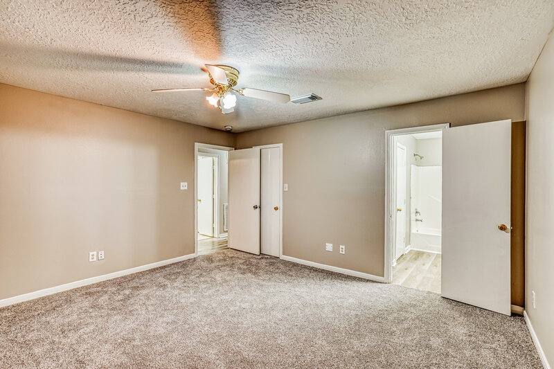 1,795/Mo, 7214 River Pines Dr Cypress, TX 77433 Main Bedroom View 2