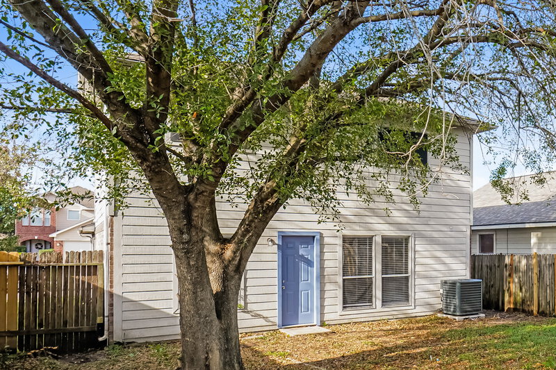 1,795/Mo, 7214 River Pines Dr Cypress, TX 77433 Rear View