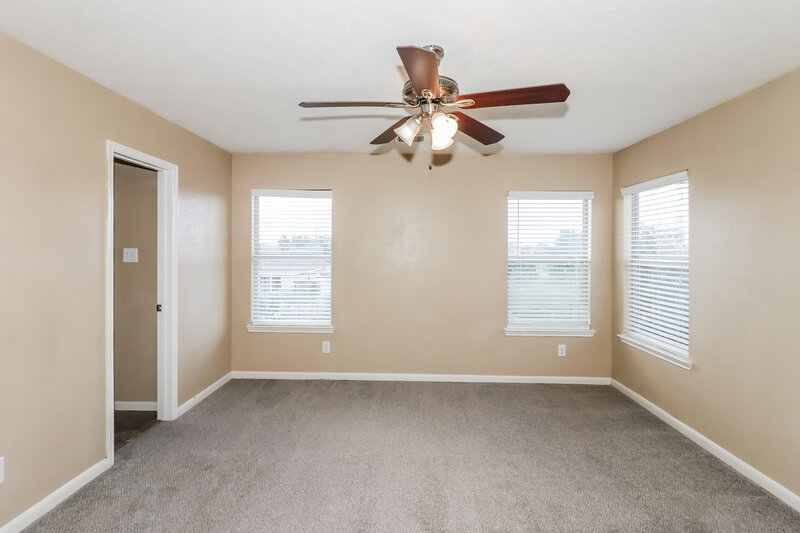 1,840/Mo, 20710 Tayman Oaks Dr Cypress, TX 77433 Main Bedroom View