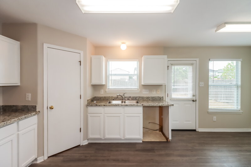 2,820/Mo, 7811 Sisterdale Dr Cypress, TX 77433 Kitchen View