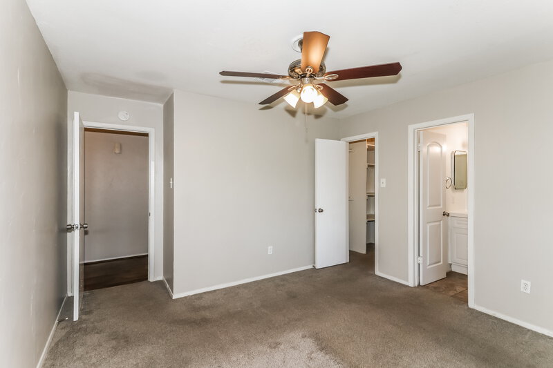 1,770/Mo, 18714 Andalusian Dr Cypress, TX 77433 Main Bedroom View 2