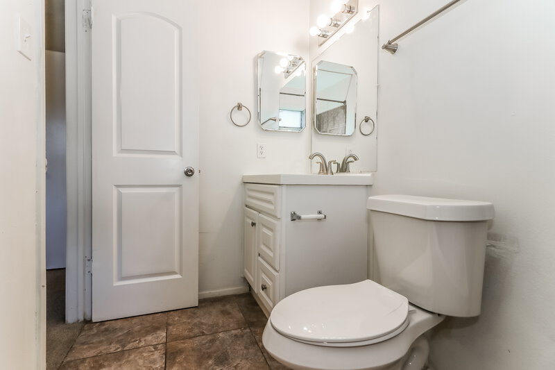 1,770/Mo, 18714 Andalusian Dr Cypress, TX 77433 Bathroom View