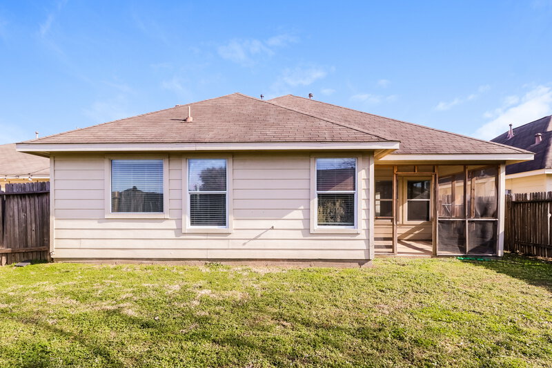 2,105/Mo, 5111 Rustling Branch Ln Katy, TX 77449 Rear View