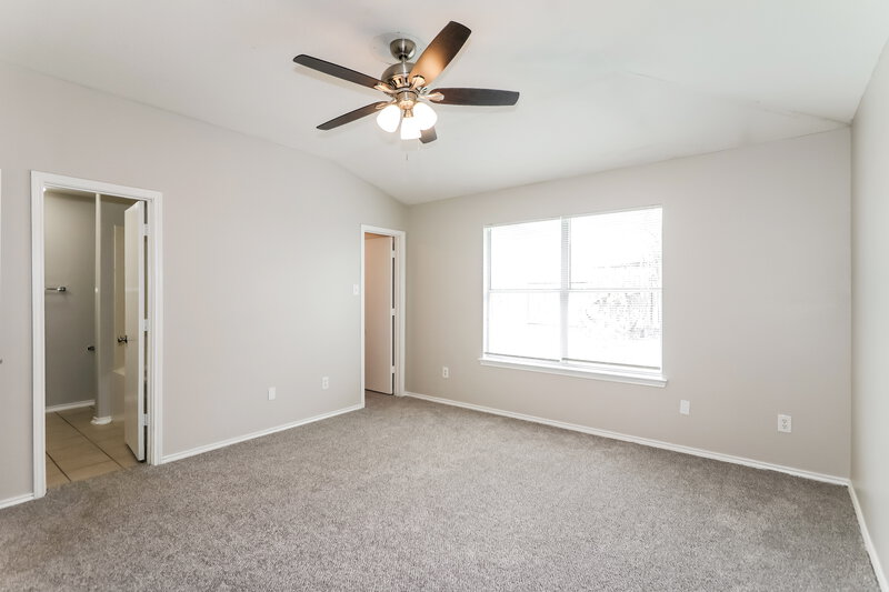 1,880/Mo, 20814 Dewberry Creek Ln Katy, TX 77449 Main Bedroom View