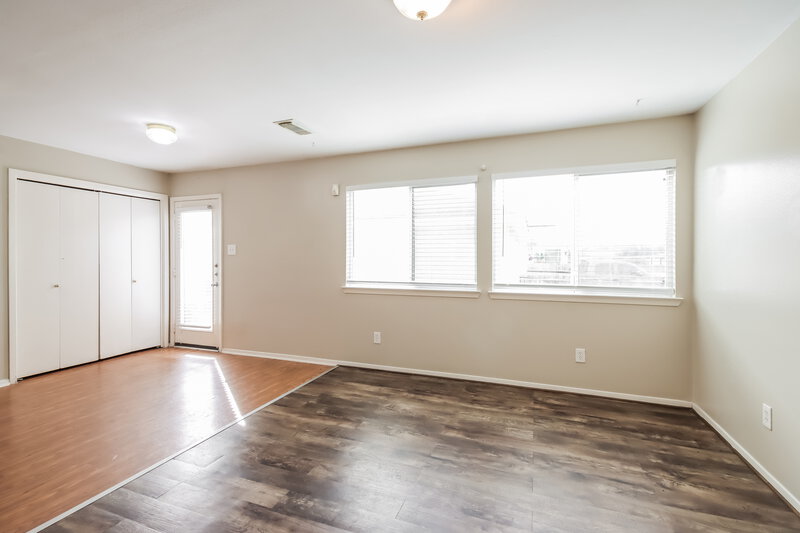 1,605/Mo, 20640 Patriot Park Ln Katy, TX 77449 Living Room View