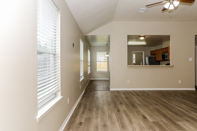 2,050/Mo, 6002 Bradworthy Dr Katy, TX 77449 Living Room View 2