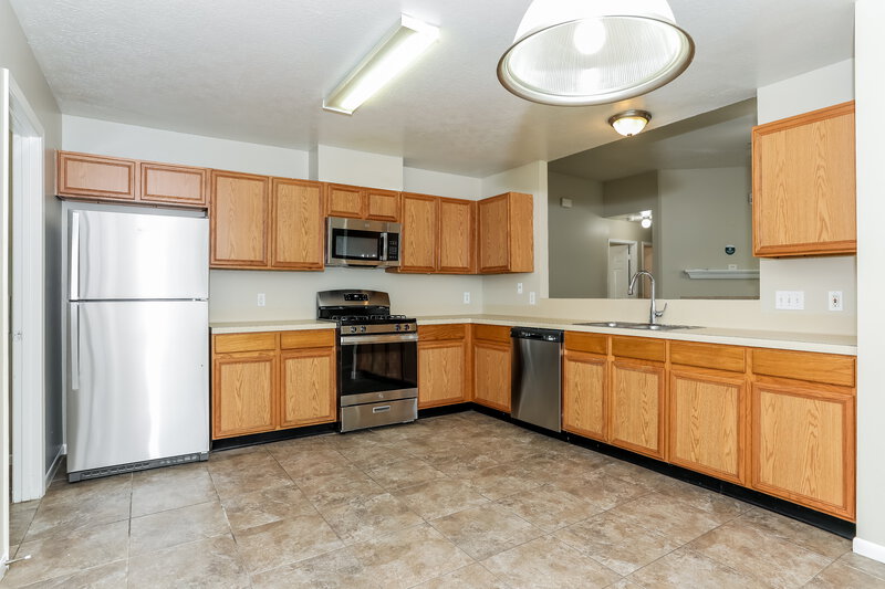 2,050/Mo, 6002 Bradworthy Dr Katy, TX 77449 Kitchen View