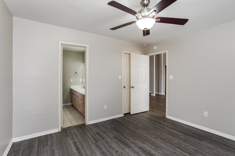 2,430/Mo, 6422 Garden Canyon Dr Katy, TX 77449 Main Bedroom View
