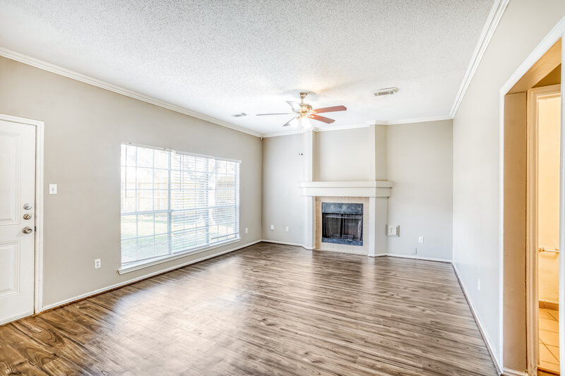 1,885/Mo, 6018 Fern Hollow Ct Katy, TX 77449 Living Room View