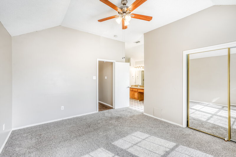 1,885/Mo, 6018 Fern Hollow Ct Katy, TX 77449 Main Bedroom View 2