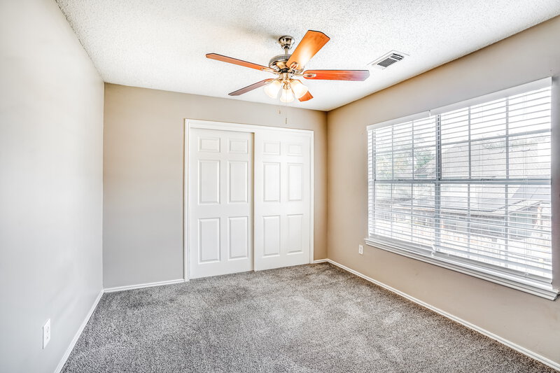 1,885/Mo, 6018 Fern Hollow Ct Katy, TX 77449 Bedroom View 2