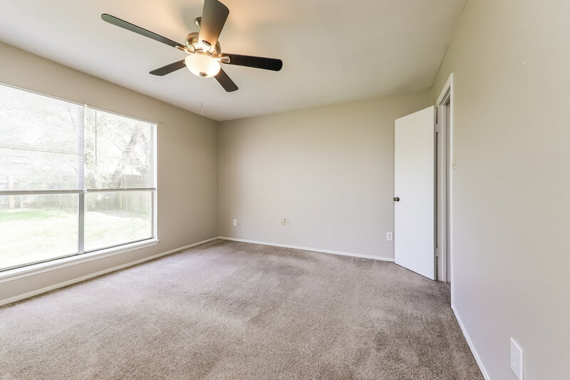 0/Mo, 19834 Packwood Dr Katy, TX 77449 Main Bedroom View