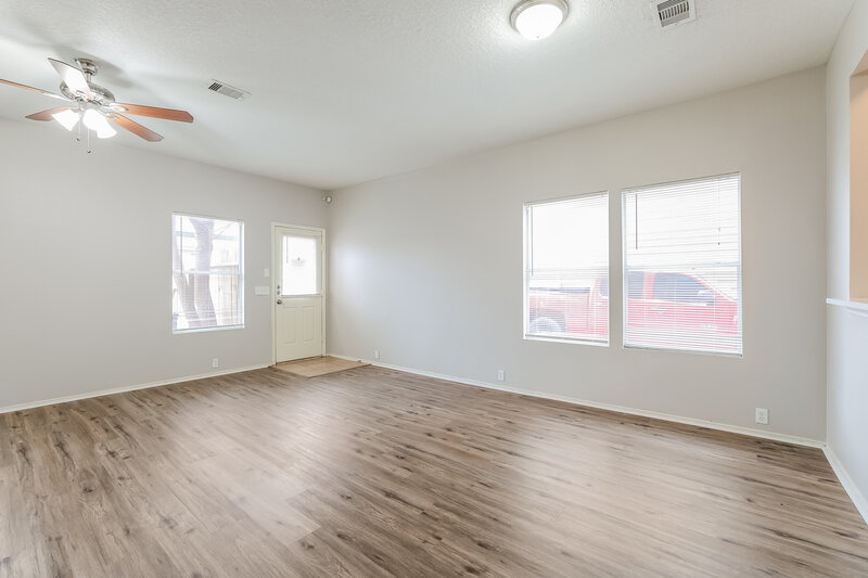 1,675/Mo, 6250 Gillian Park Dr Katy, TX 77449 Dining Room View