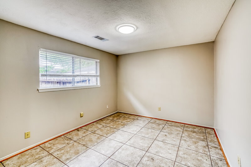 1,985/Mo, 3202 Palm Desert Ln Missouri City, TX 77459 Bedroom View 2