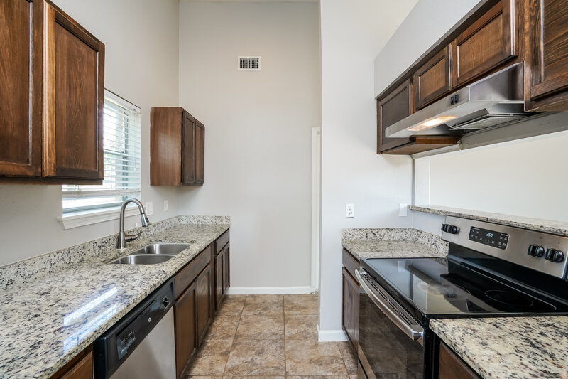 1,805/Mo, 15914 Pryor Dr Missouri City, TX 77489 Kitchen View