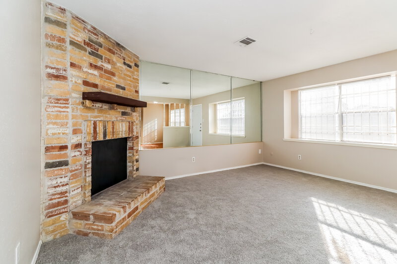 1,970/Mo, 15814 Pinwood Dr Missouri City, TX 77489 Living Room View