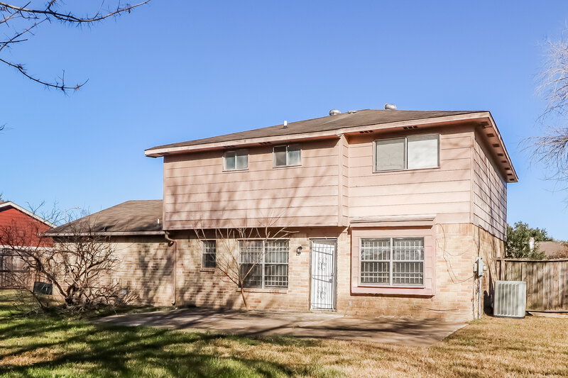 1,970/Mo, 15814 Pinwood Dr Missouri City, TX 77489 Rear View